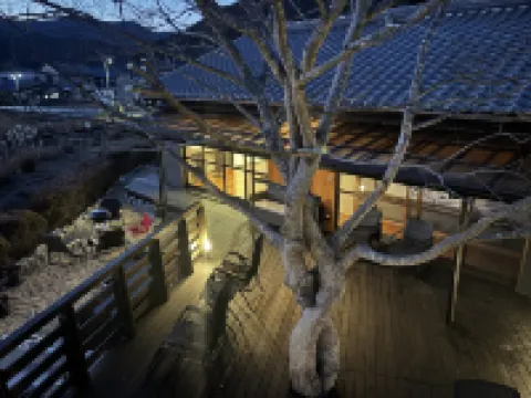 Entire Villa with Natural Hot Spring & Stargazing