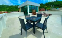 Luxury 4BR Private Pool Villa + Sunset Rooftop