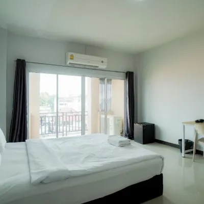 NP Place Santitham Hotels near Wat Santitham