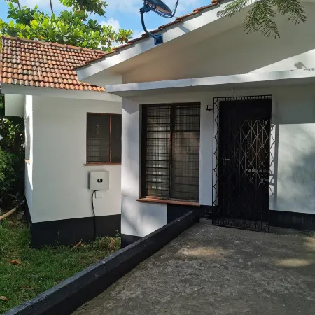 Diani Reef Beach Hive 1 - 350m to the beach
