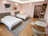 Yulongxueshan Hotels in Almaty