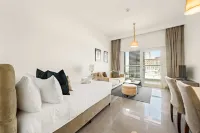 Silkhaus | Leonardo Residences
