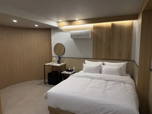 Latree Hotel