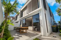 Surfers Paradise 3 Bedroom Luxury Villas with Garage Các khách sạn ở 