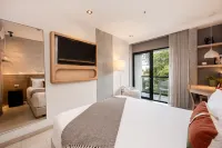 Landmark Hotel