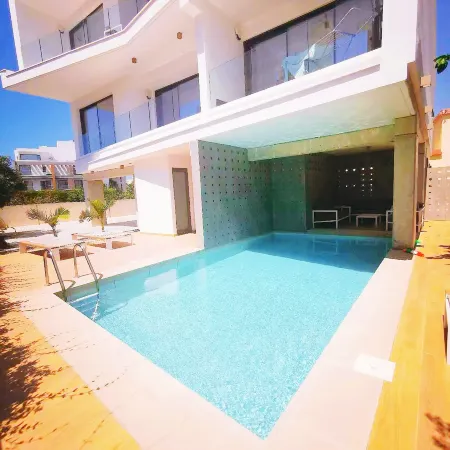 Elegant 2BR Apartment | Large Terrace
