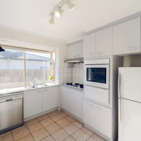 Entire Cozy 2-Bedroom House in Mount Waverley