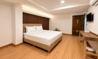 Three One Hotel