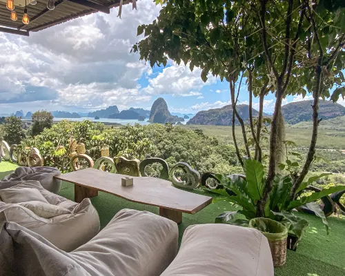 Samet Nangshe Goodview Hotels in Takua Thung