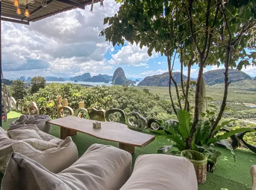 Samet Nangshe Goodview Hotel a Takua Thung District