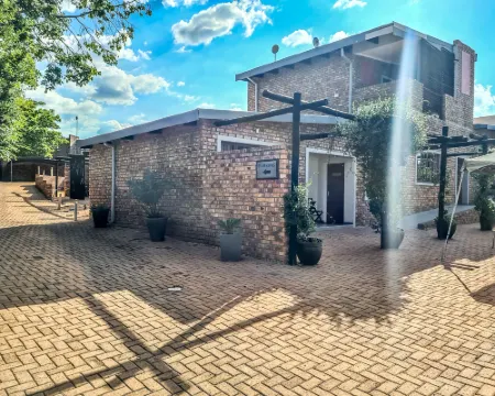 YALLA YALLA BOUTIQUE HOTEL Hotels in Nkangala