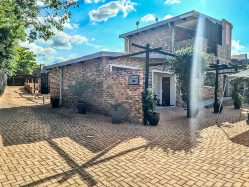 YALLA YALLA BOUTIQUE HOTEL Hôtels à : Witbank