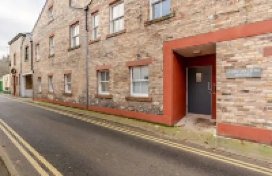 Cosy Modern Flat, Cockermouth, Sleeps 4