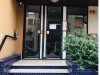 huaxia Hotel di 