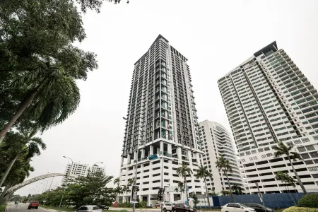 Bay Suites by Pinstay Plus