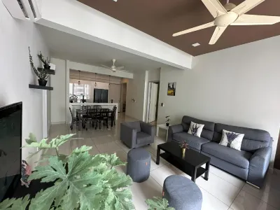 Jazz Suite by Homey Planet Hotels in Tanjung Tokong
