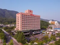 Bogok Royal Tourist Hotel Hotels near Gyo-dong and Songhyeon-dong Tumuli