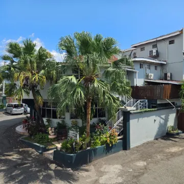 Christar Villas Hotel