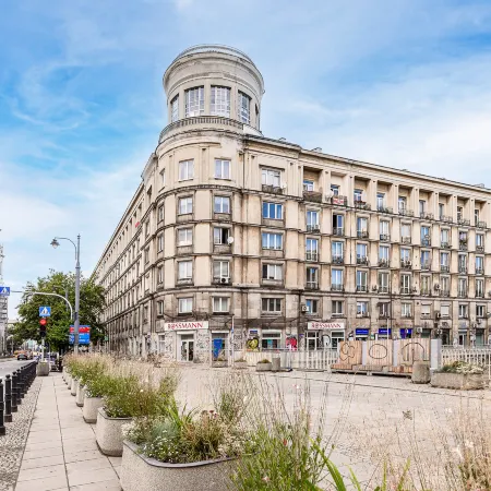 Lumina Charming 3-room apartment in the center of Warsaw