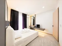 Pattaya Zhongtian Beach Villa / Close to the Beach / 4 Bedrooms 5 Bathrooms 2 Living Rooms