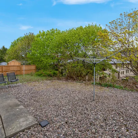 Friary Townhouse -5 Double Bedrooms, 4 Bathrooms, GYM, GAMES, GARDEN