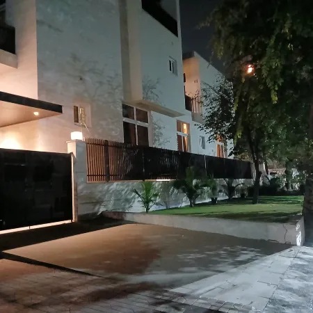 Peace house II Отели рядом с достопримечательностью «Пакистанский монумент»