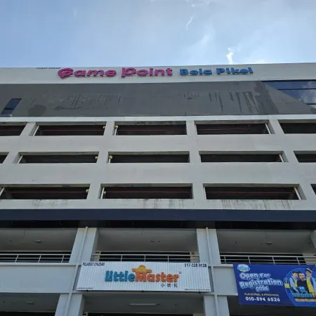 Bond Hotel Rawang