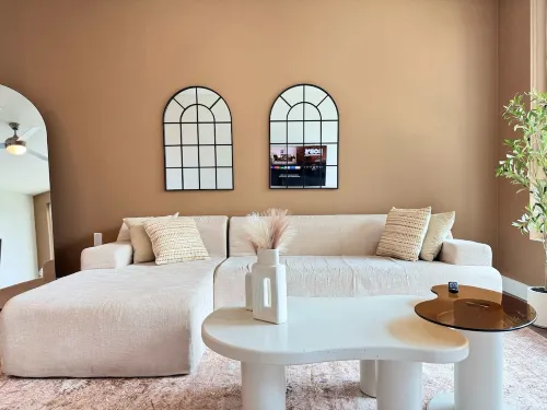 Luxury Stay Near Disneyland W/Pool,Gym & Parking