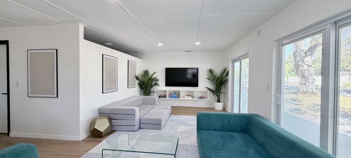 Modern Lux king Suite, Minutes To Lido Beach + DT. Hotels in Manatee County