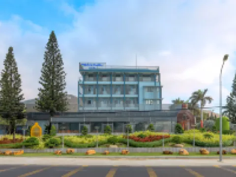 Trân Châu Beach Resort Hotéis em Dat Do