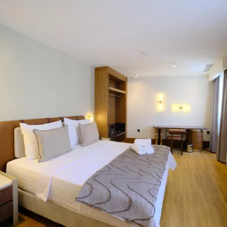 The Rizon Hotel