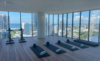 La Jolla Holiday Broadbeach