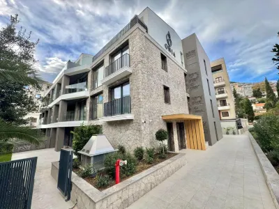 Luxury Apartments Onia