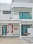 No 8 Homestay