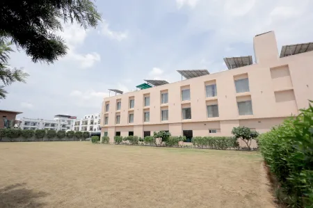 Anandi Bhawan by Pandora