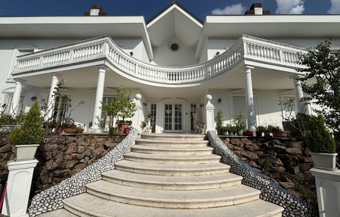 White House