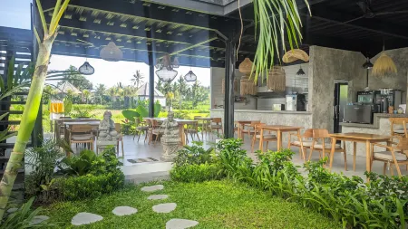 Sujiwa Ubud Hotel & Villa