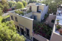 3 BR. House with Private Heated Pool near Rosewood Hotels in 