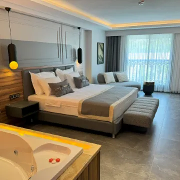 TELMESSOS CITY HOTEL ADULT ONLY +13