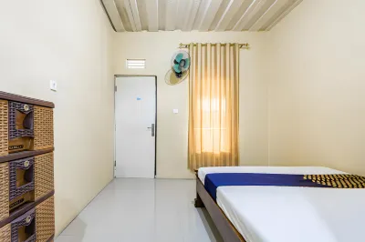 Hotel O Kencana Homestay Syariah Near Masjid AL-BAROKAH Kanyuran Hotels in Pasuruan Regency