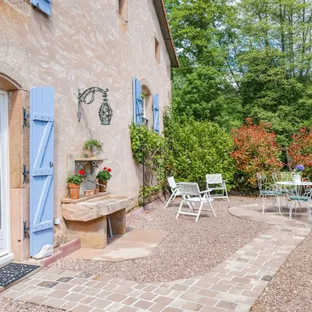 Domaine Macky - Luxury Historic Farmhouse in the Mountains