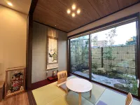 Aoi Garden Takayama 5 minutes walk from Takayama Station Japanese modern style garden view