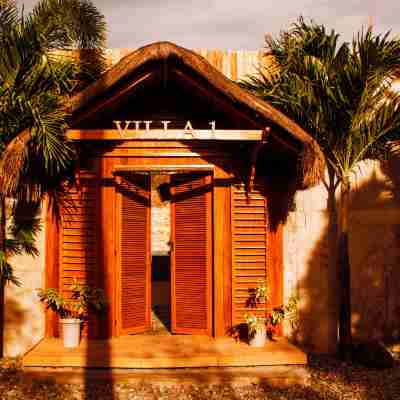 California Beach Pansol Hotel Exterior