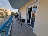 The colorful house with balcony view - 4 estrellas