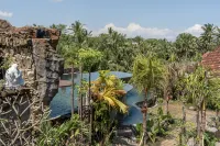 Premadewi Resort A Pramana Experience - 인피니티 풀