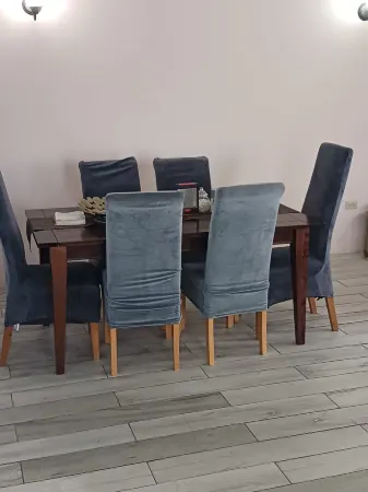 Feefee's stay cation Отели в г. Osbourn