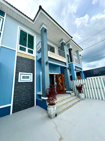 Forever House,11min >Airport,Near Schools&Shopping Отели в г. Ханг Донг