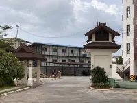 Seven-Eleven Inn 1BR Condo - Royal Oceancrest Mactan Hotels near SAEKYUNG VILLAGE 1