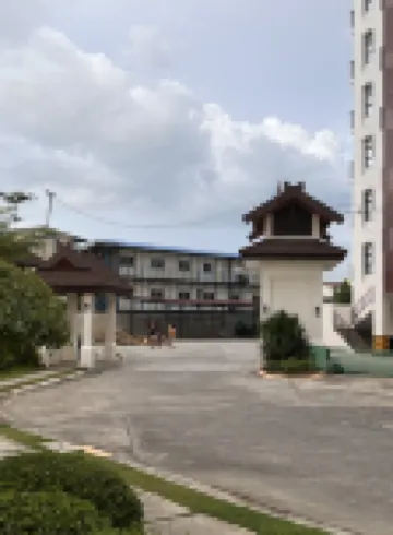 Seven-Eleven Inn 1BR Condo - Royal Oceancrest Mactan