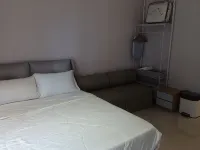 Trellis Residences (5 min to RTS and CIQ) Hotels near Danga City Mall